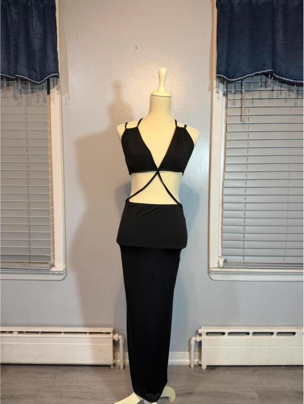Black Cut Out Maxi Dress Halter Crop Top Bodycon Skirt Y2K Minimalist